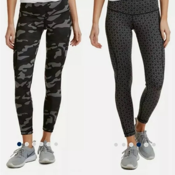 NWOT Vineyard Vines Reversible Camo Whale Leggings Size XL, 2 in 1 !! - Picture 1 of 4